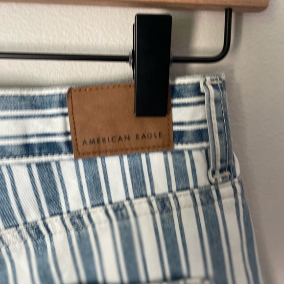 American Eagle Summer Boardwalk Striped Mom Short Size 0 - Picture 2 of 11